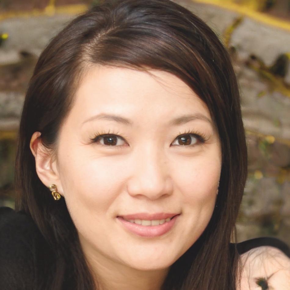 Portrait professionnel de Camille Dubois, Directrice d'Analyse Financière